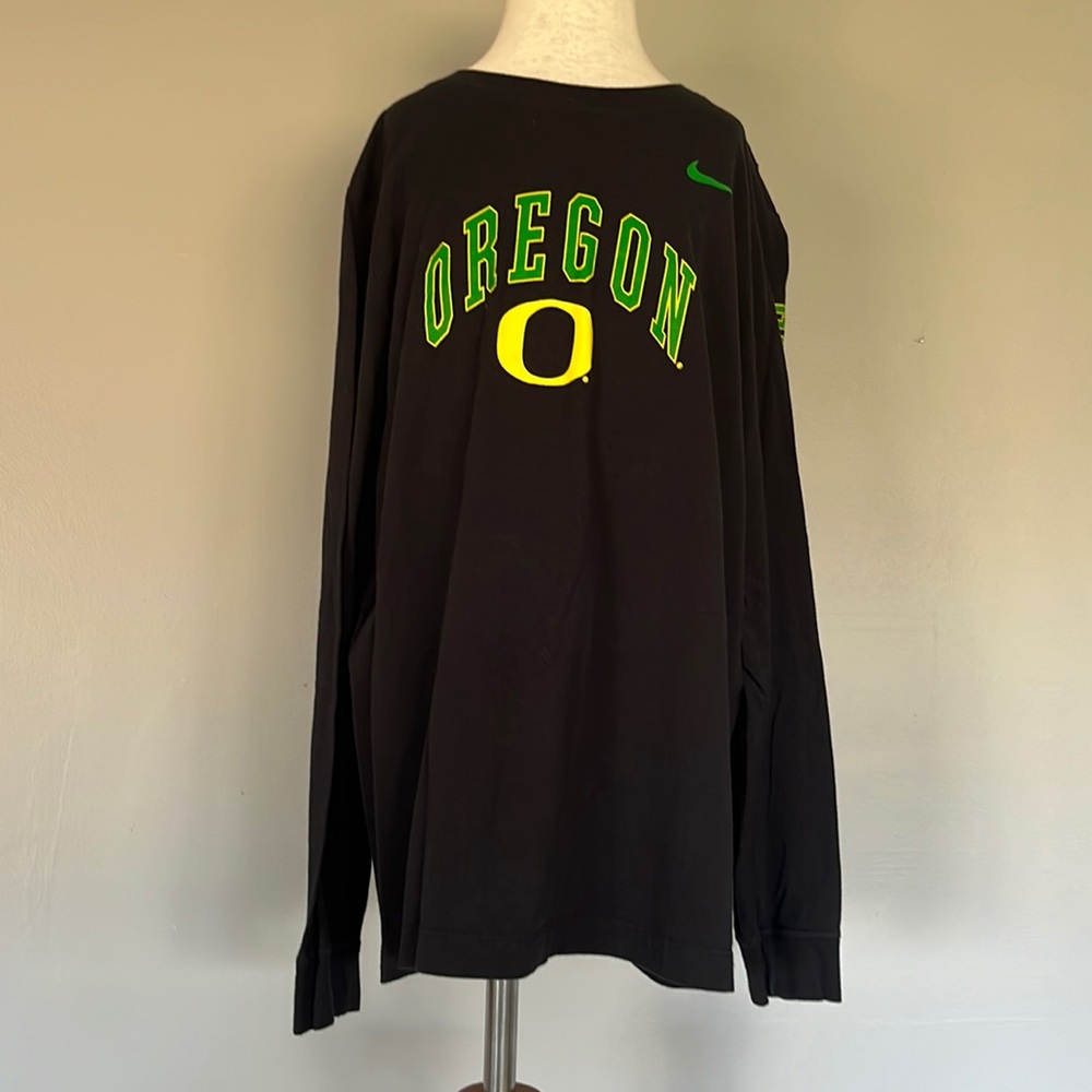 Boys Nike Oregon Ducks Long Sleeve Tee Size Large - Picture 1 of 5